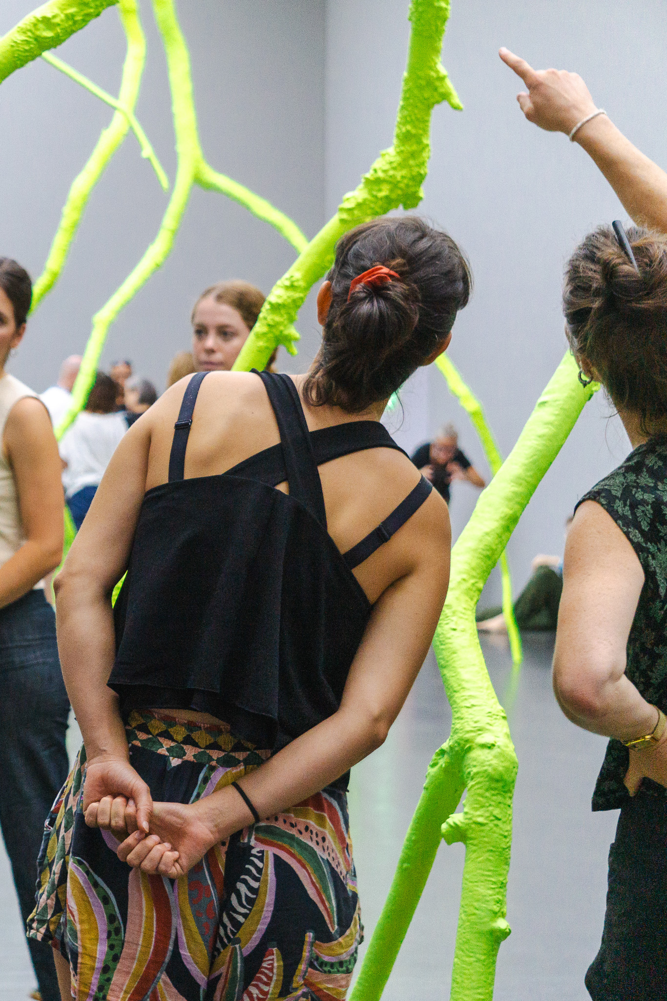 Spaziergang mit Sophia Fries (Künstlerin und Kunstvermittlerin), der die grösste Kunstinstitution Luzerns mit den kleinsten Kunsträumen verbindet. Foto: Jessica Curschellas Spaziergang mit Sophia Fries (Künstlerin und Kunstvermittlerin), der die grösste Kunstinstitution Luzerns mit den kleinsten Kunsträumen verbindet. Foto: Jessica Curschellas